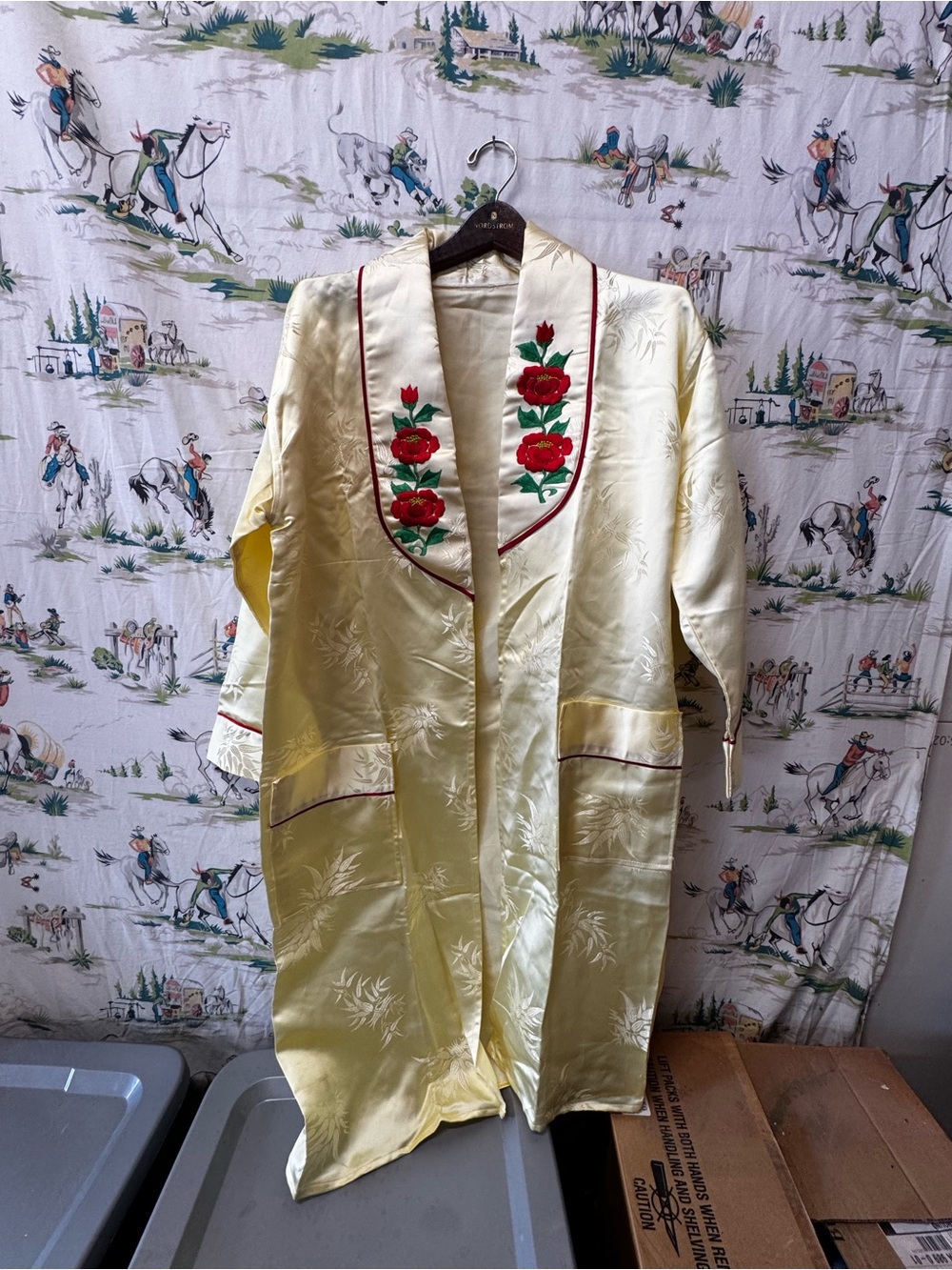 Vintage Embroidered Satin Robe Jacket in Pale Yellow with Red Floral Accent